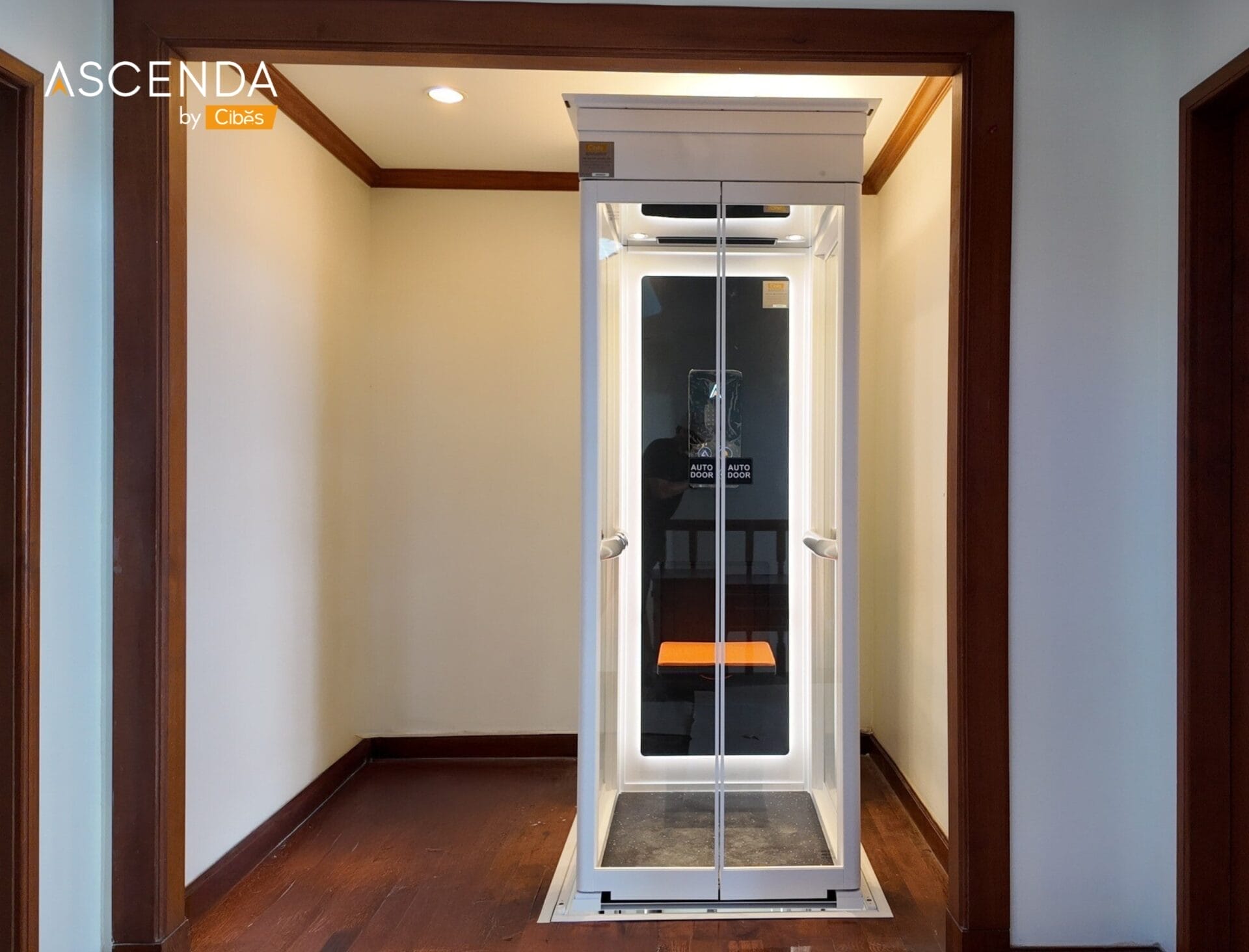 ลิฟท์บ้านลูกค้ากรุงเทพฯ ที่ Royal River Park ขนาด M สีขาว บริเวณชั้น2 Customers House at Royal River Park Bangkok – Size M (White)| ภาพตัวอย่างลิฟท์บ้าน