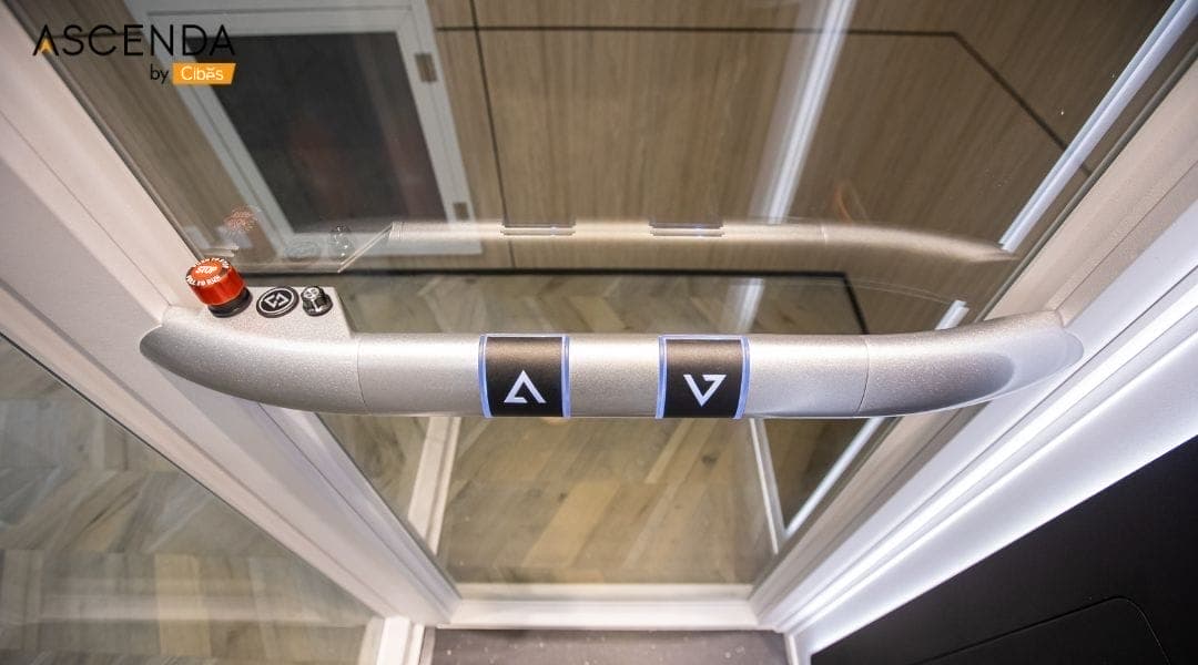 เทคโนโลยีการควบคุมแบบคู่ (Dual Handrial Control)