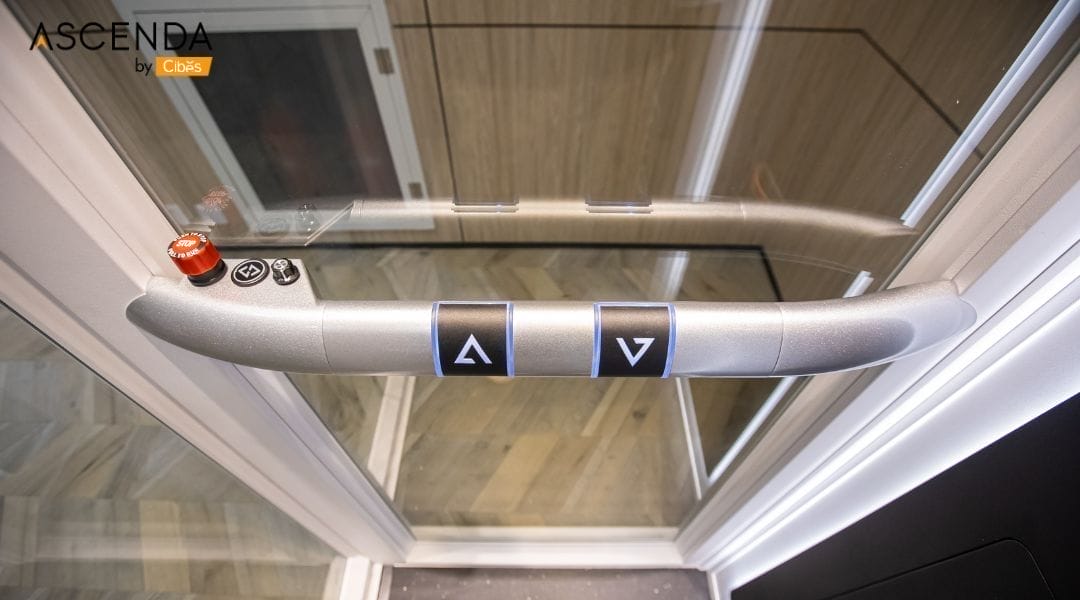 เทคโนโลยีการควบคุมแบบคู่ (Dual Handrial Control) เทคโนโลยีการควบคุมแบบคู่ (Dual Handrial Control)