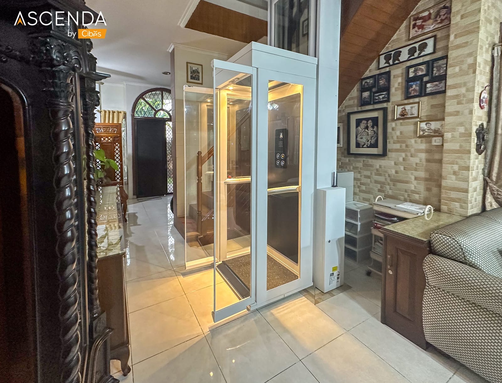 Ascenda Size S Half Gate installed in a cozy private home